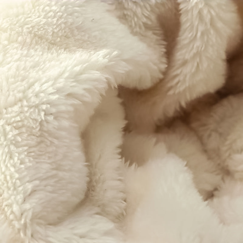 Windproof hat and scarf lined with fleece