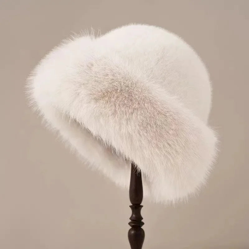 Lora - Stylish Winter Fur Hat